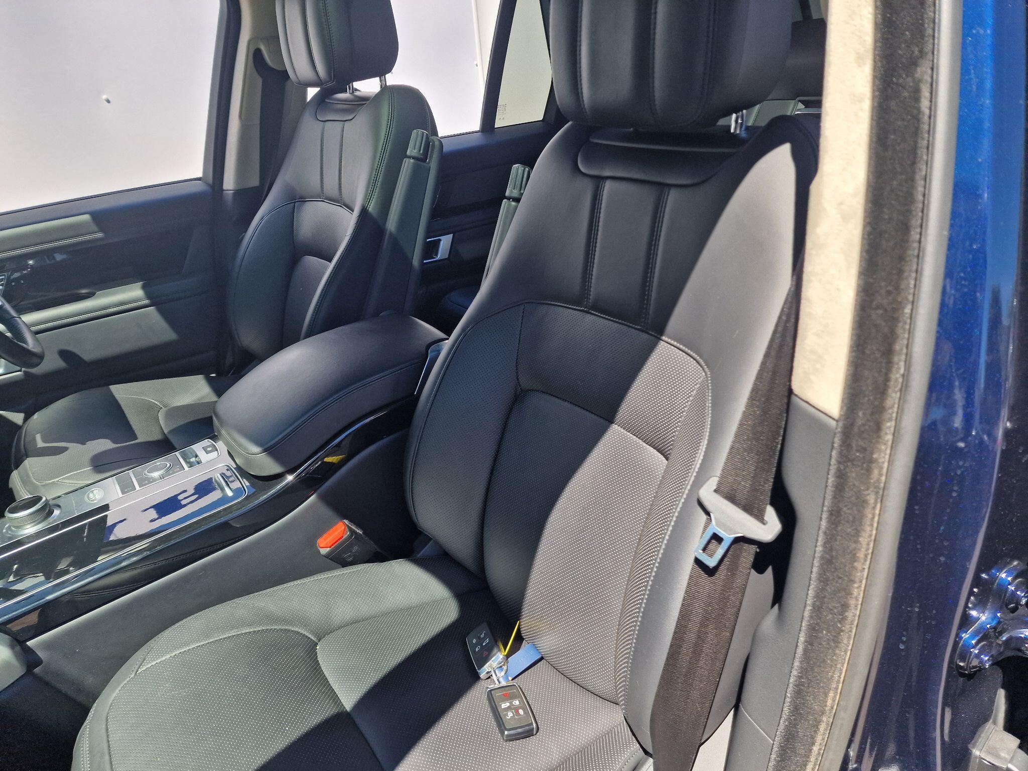 Land Rover Range Rover view 41