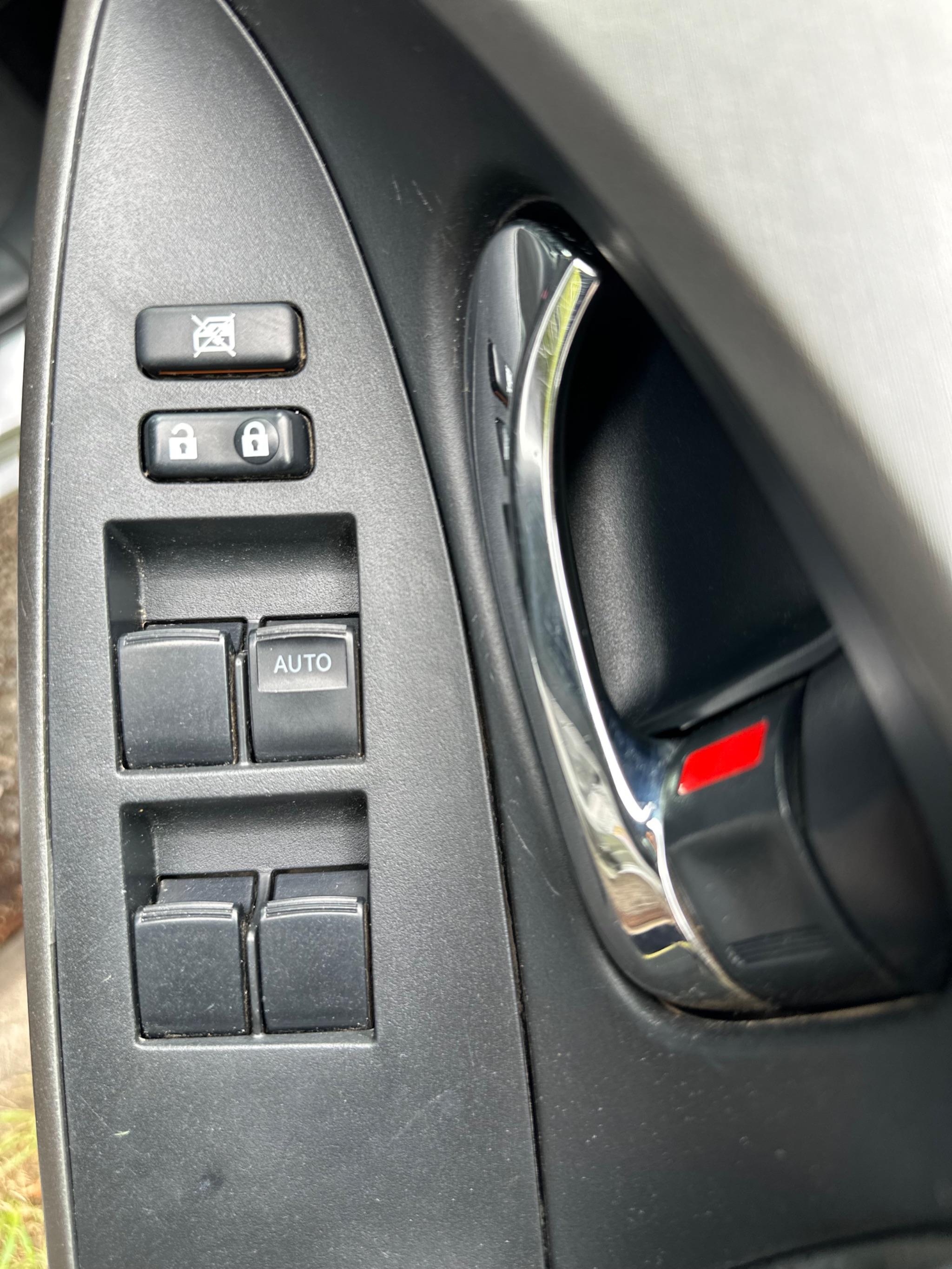 2010 Toyota RAV4 image 34