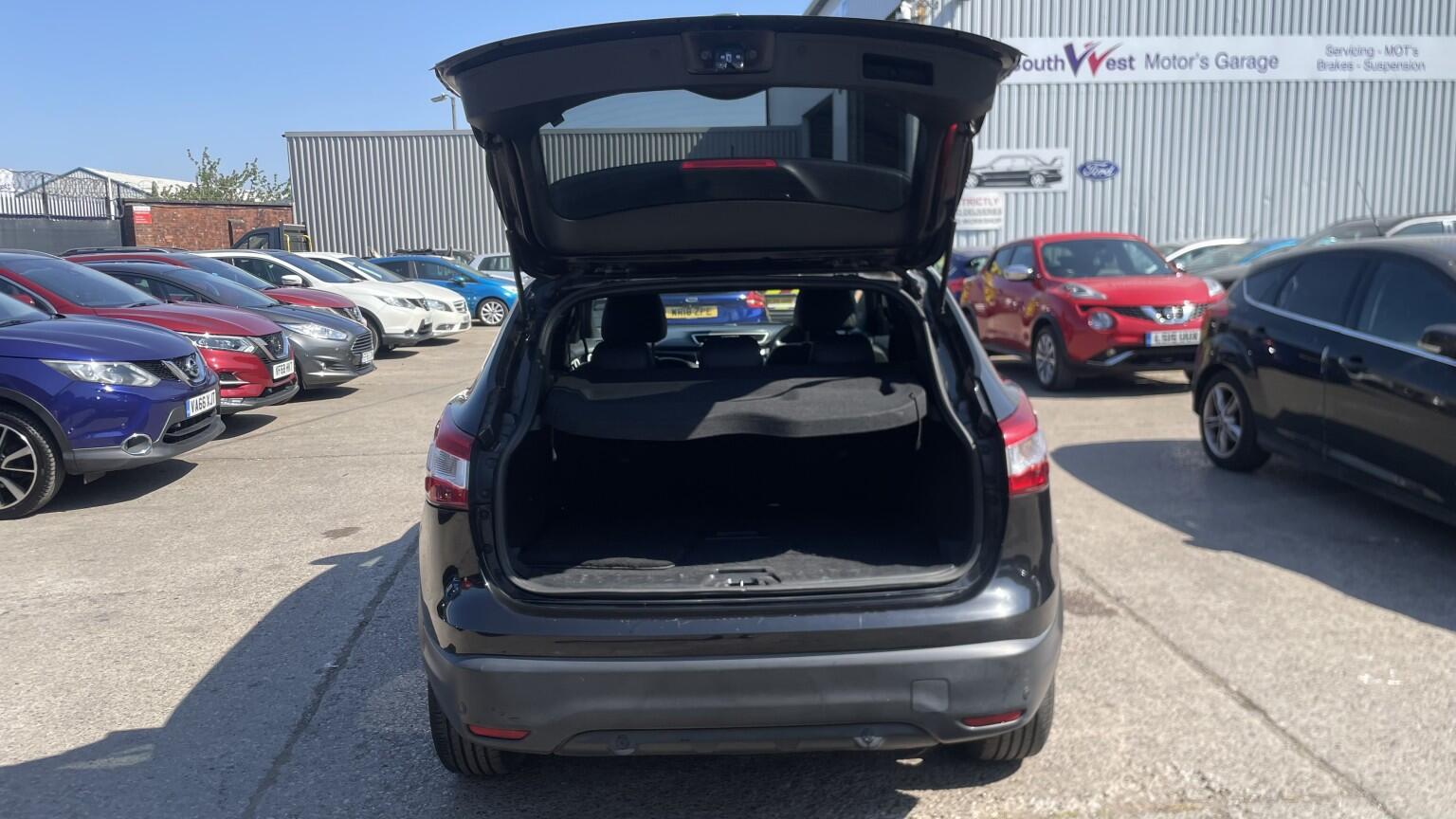 Nissan Qashqai view 10
