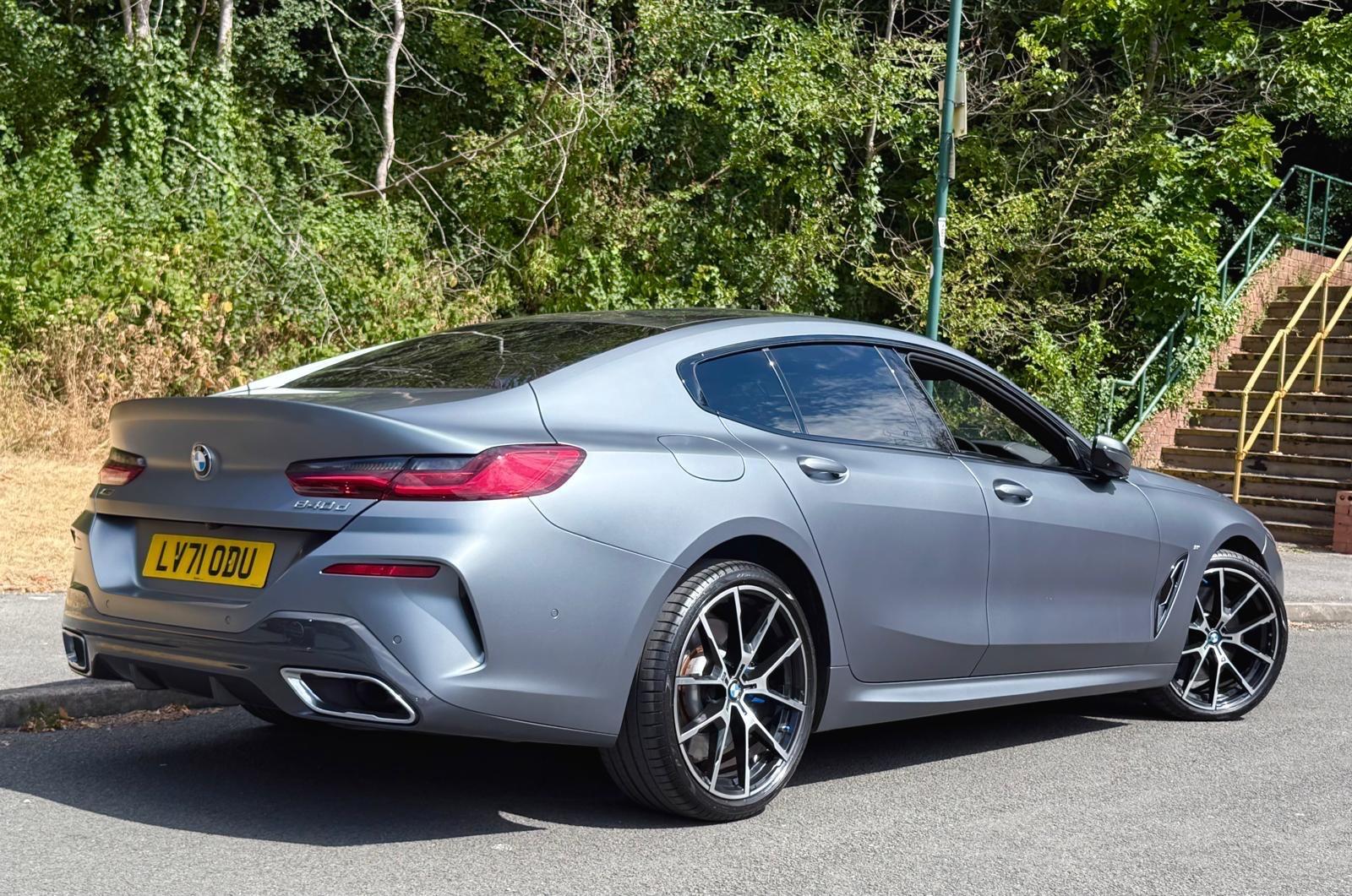 BMW 8 Series view 6
