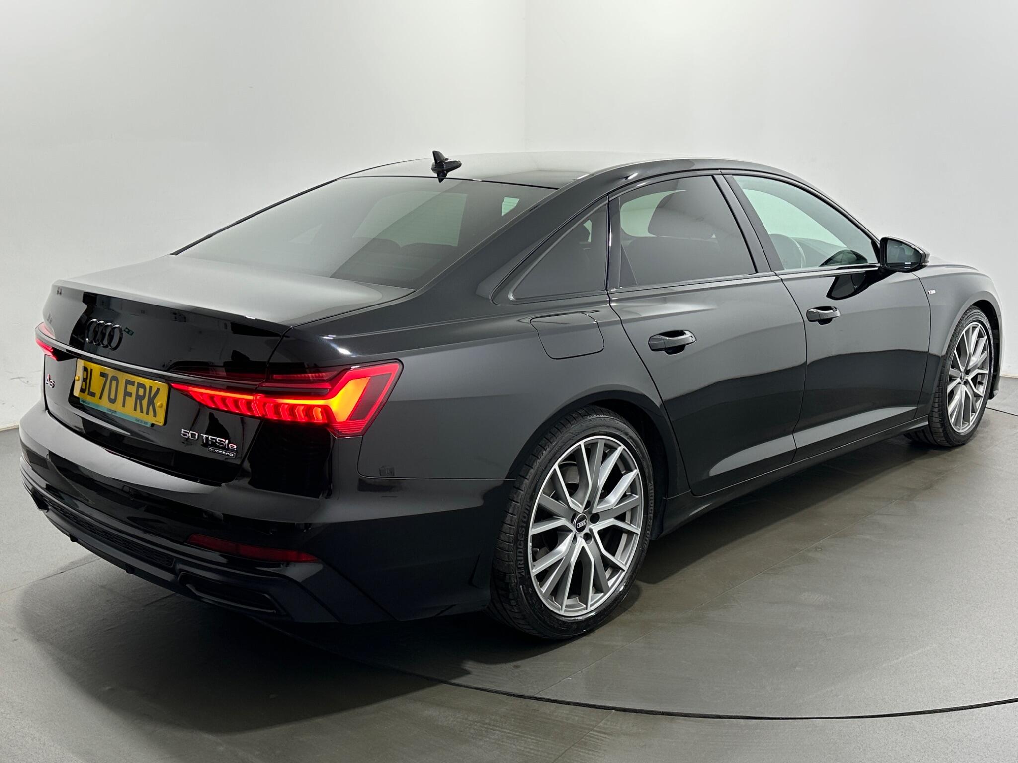 Audi A6 Saloon view 52