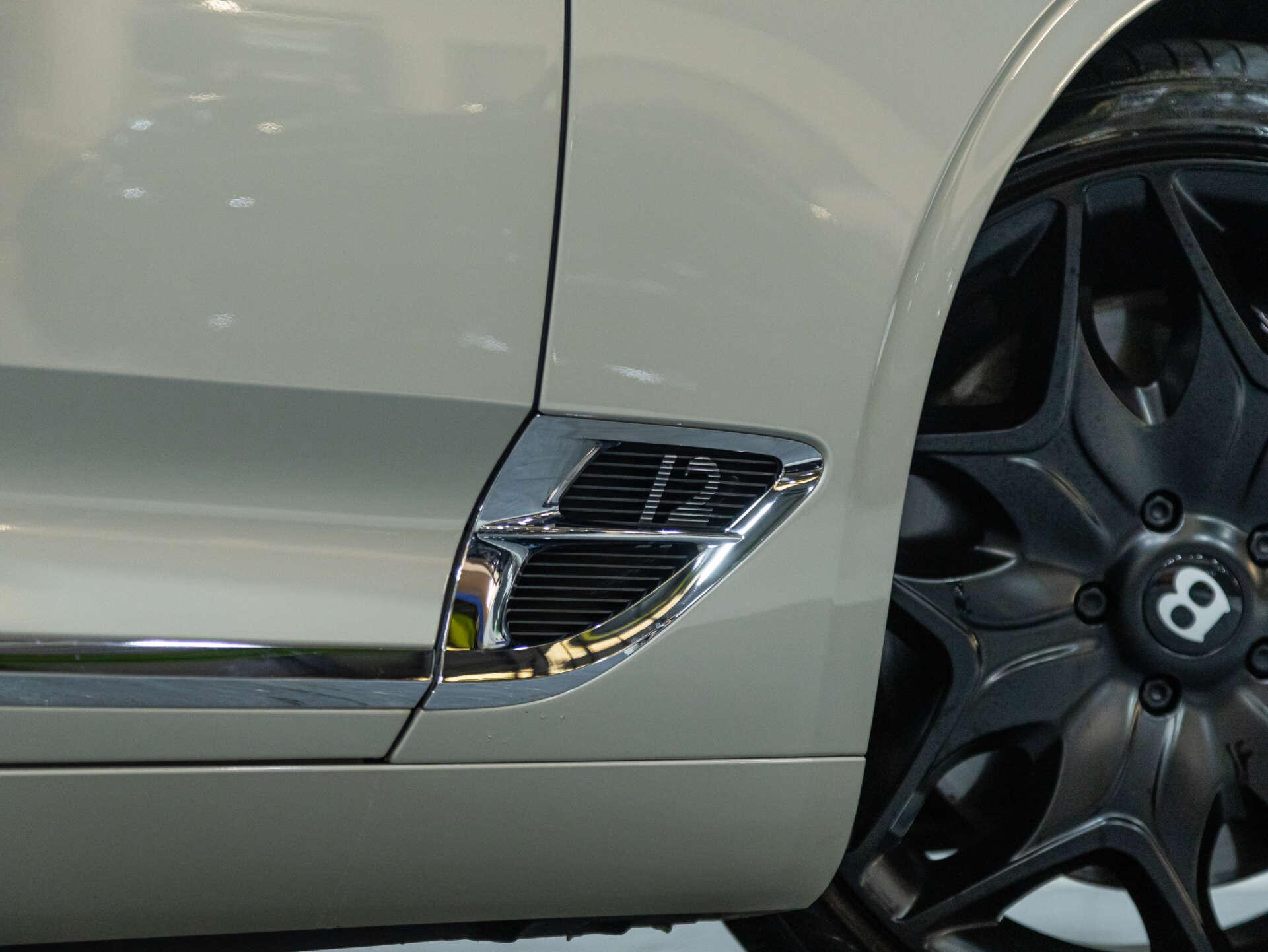 Bentley Continental view 75