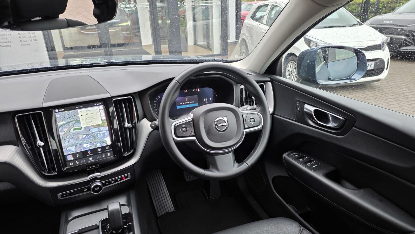 Volvo XC60 view 14