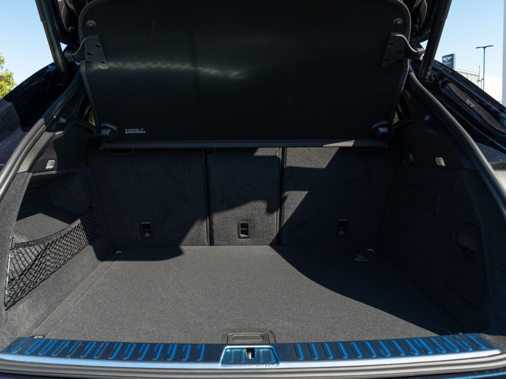 Porsche Cayenne view 48