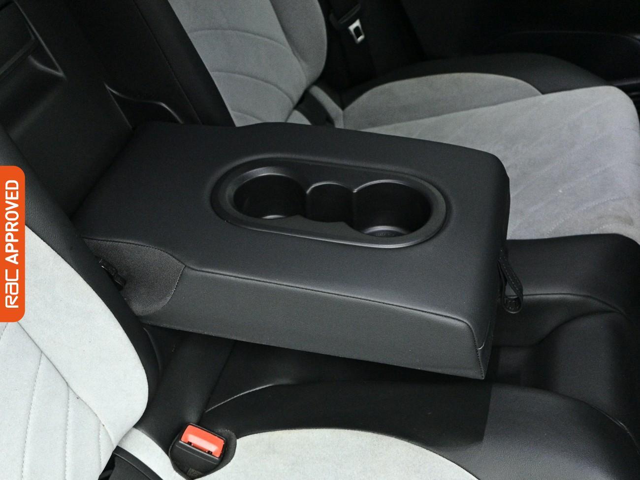 Volkswagen ID.3 view 27