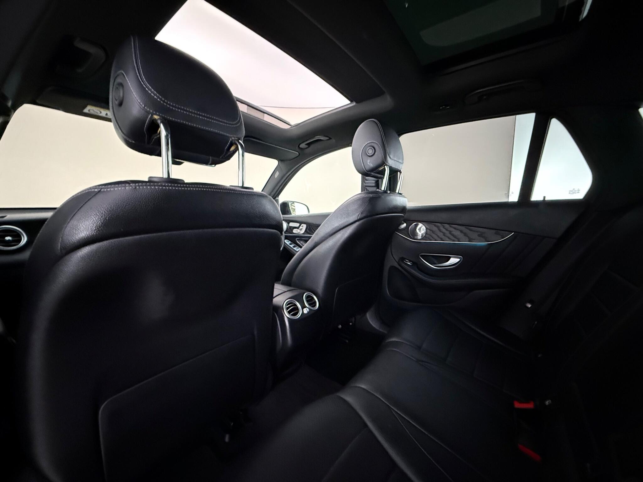 Mercedes-Benz GLC view 33