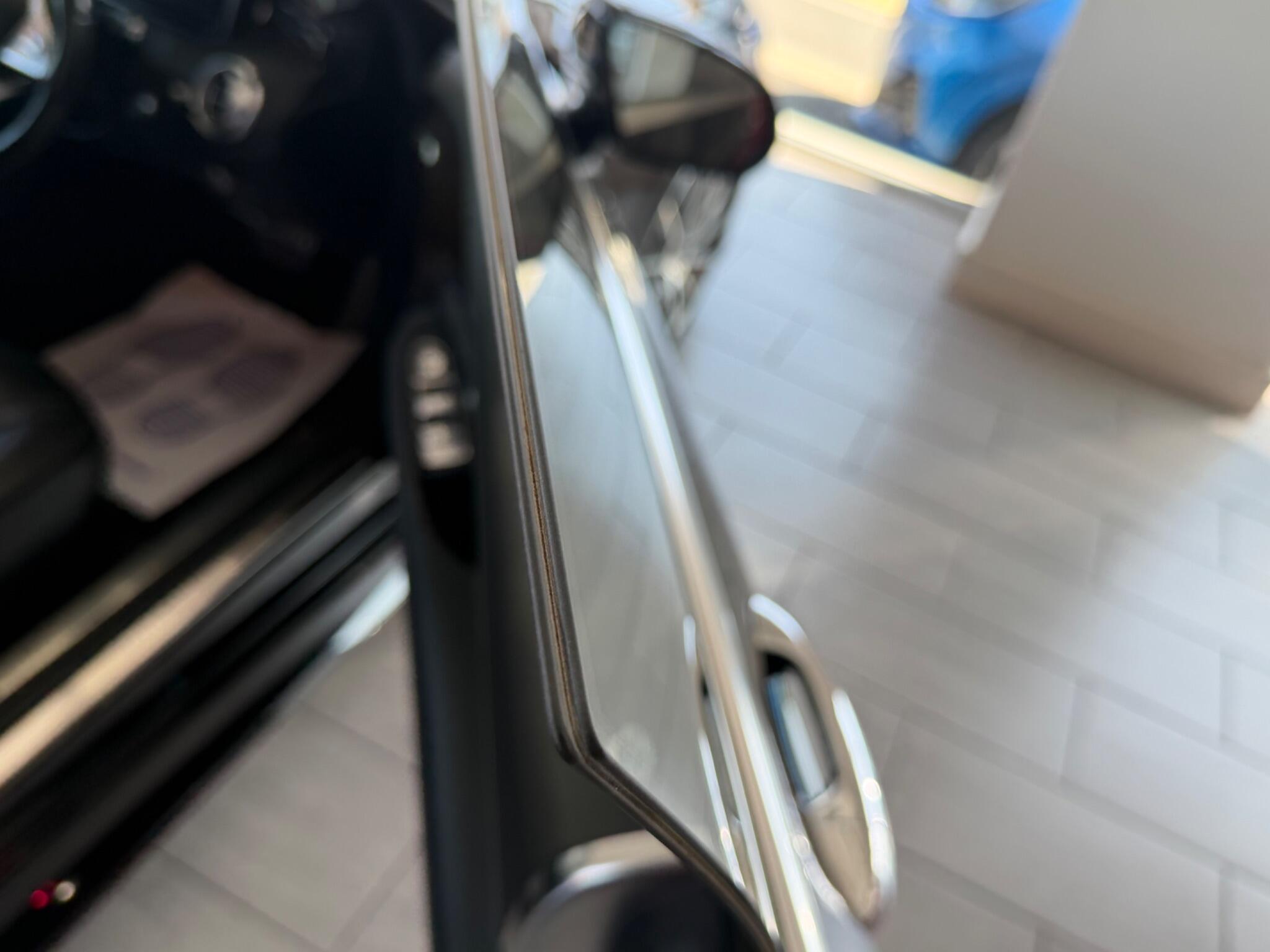 Mercedes-Benz S-Class view 48