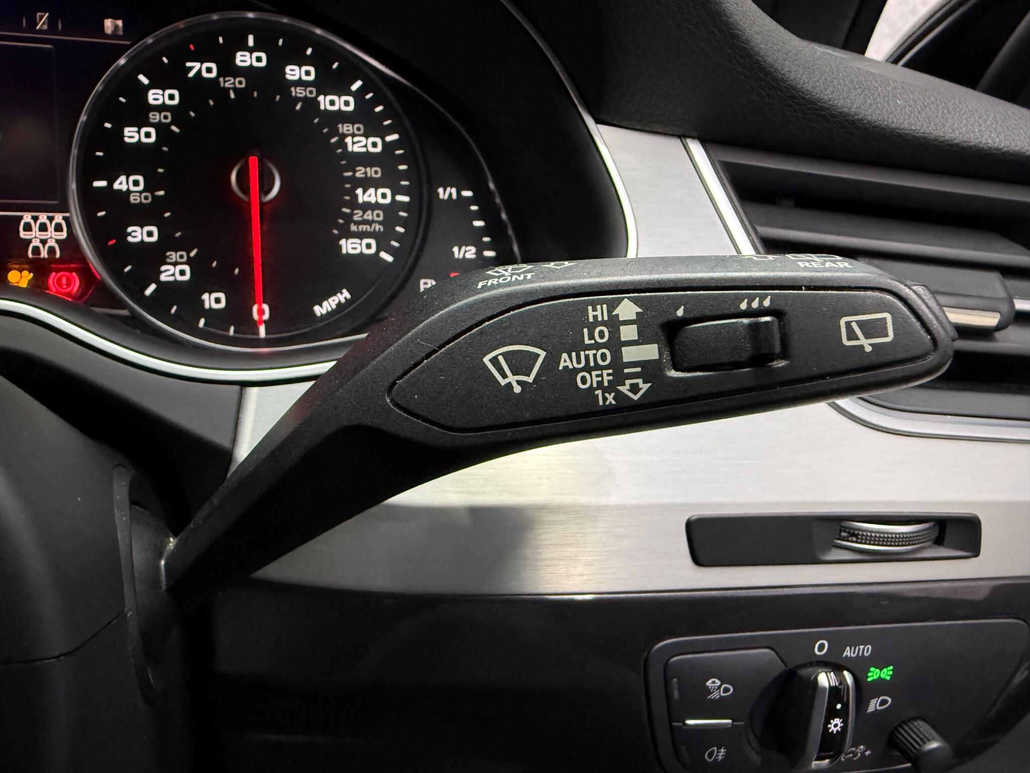 Audi Q7 view 22