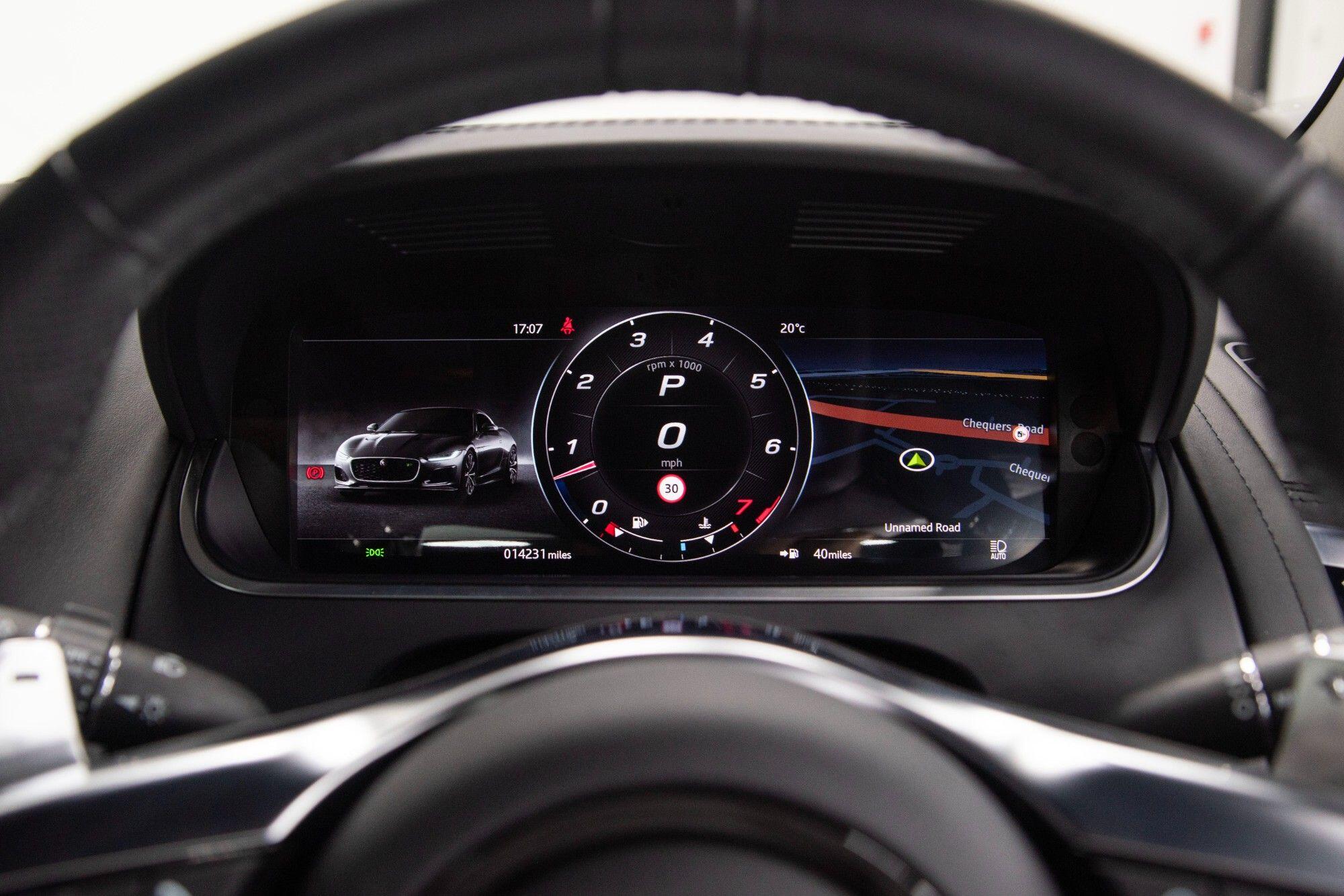 Jaguar F-Type view 35
