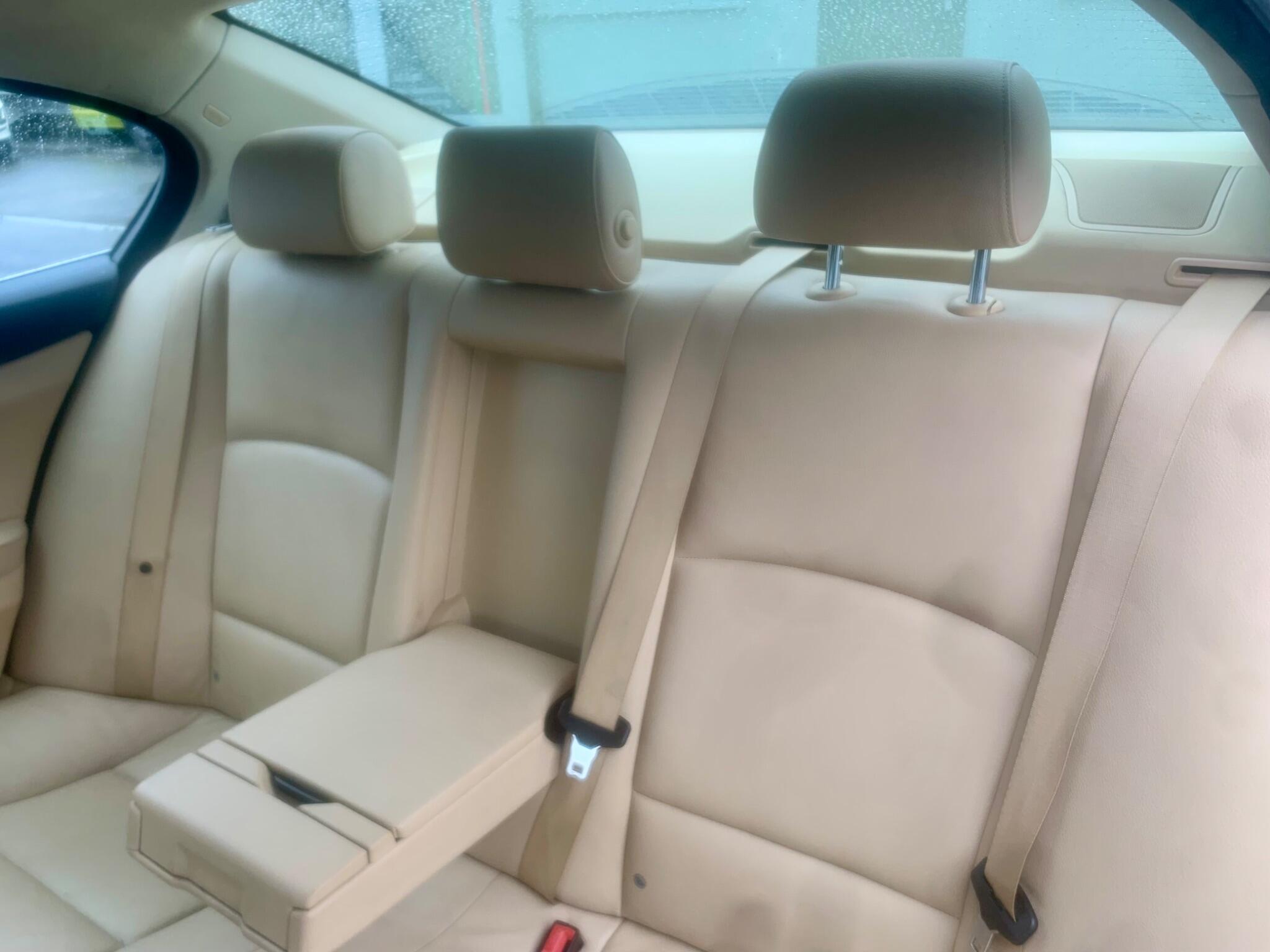 BMW 5 Series view 49