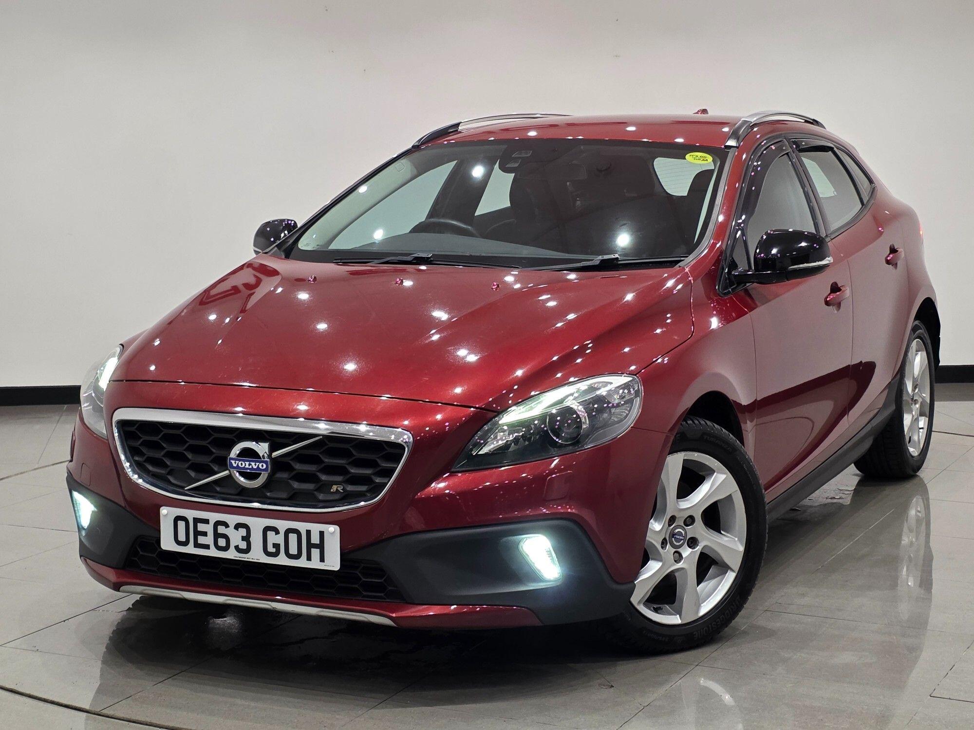Volvo V40 Cross Country view 43