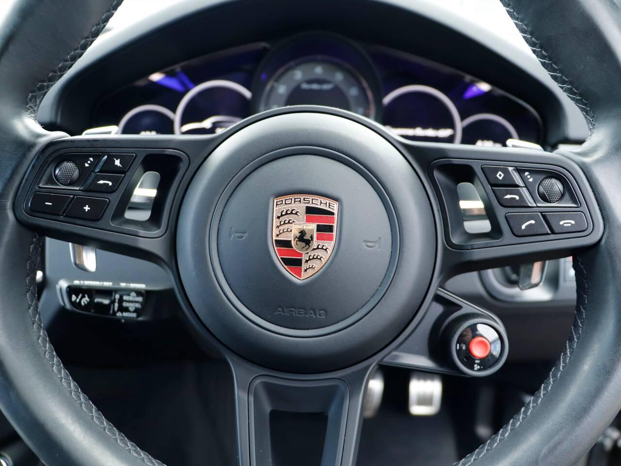 Porsche Cayenne view 15