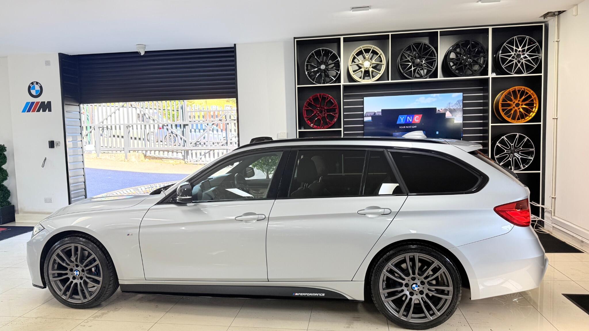 BMW 3 Series view 13