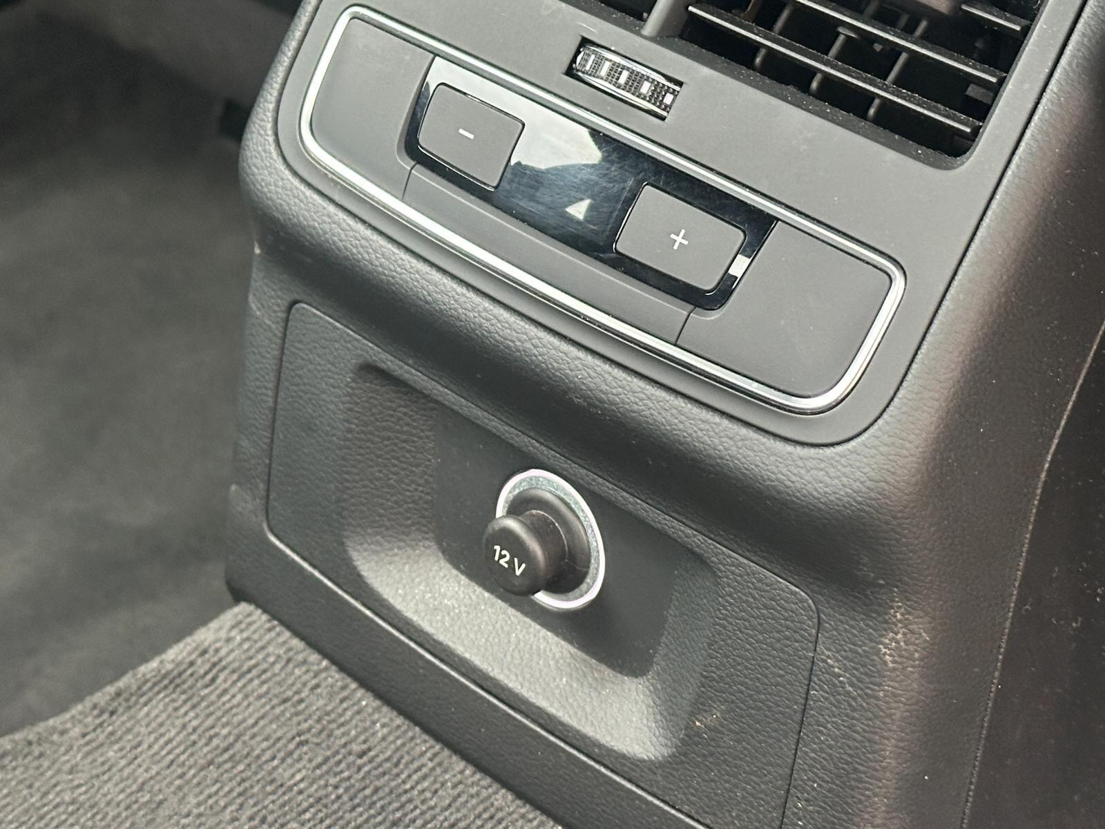 Audi A4 view 14