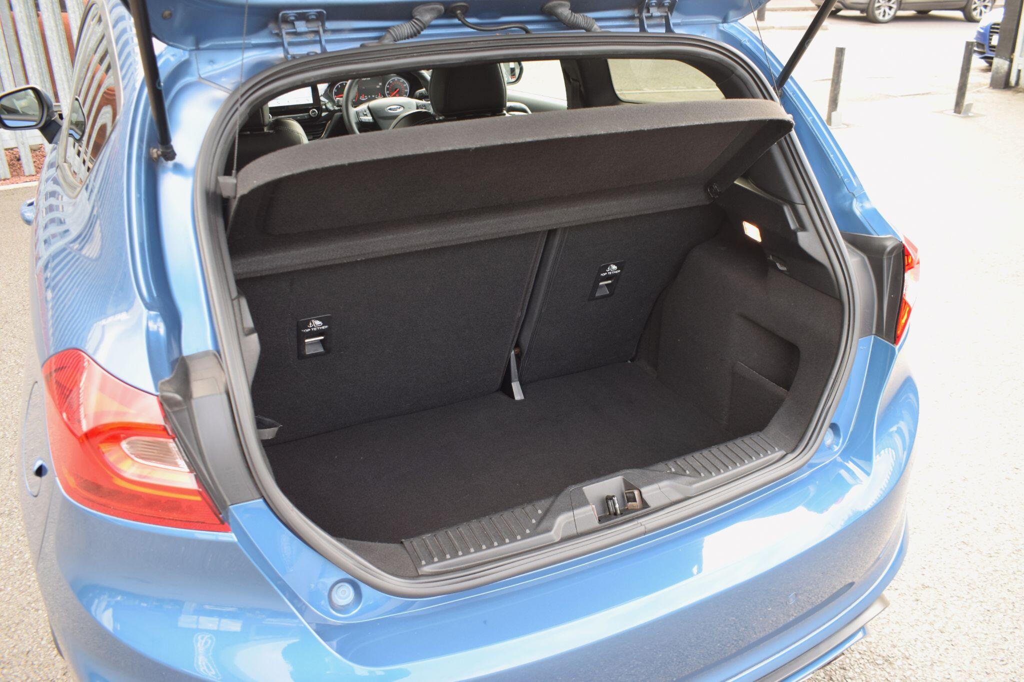 Ford Fiesta view 27