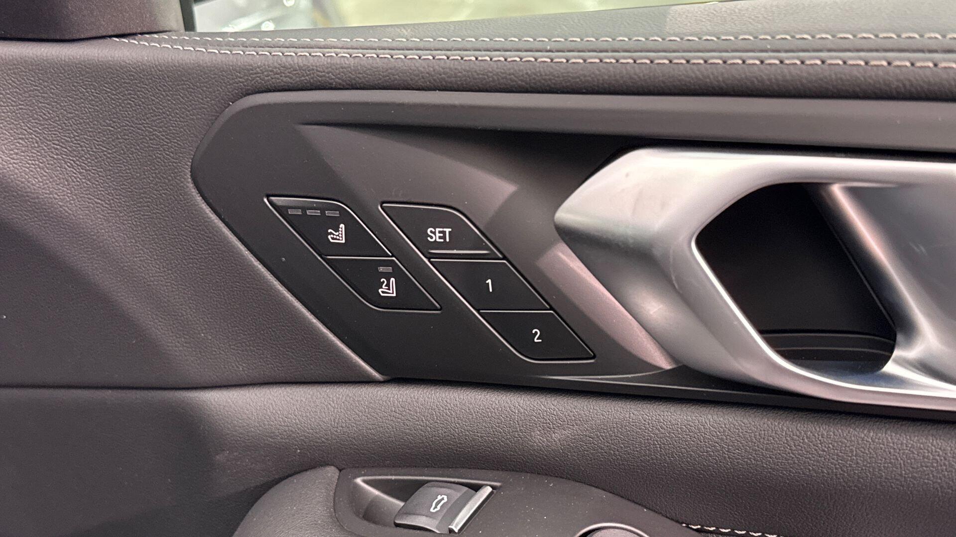 BMW X5 view 36