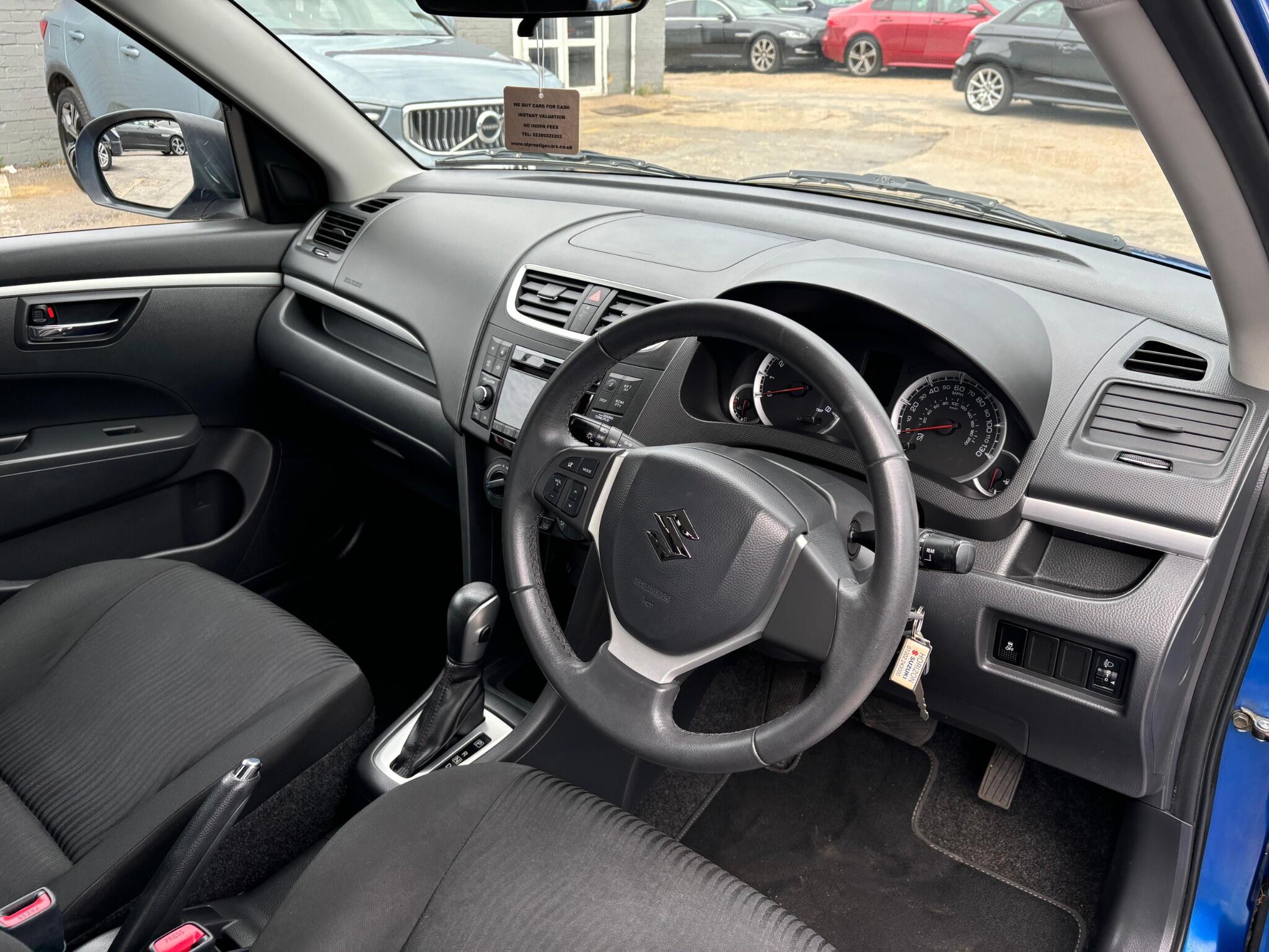 Suzuki Swift view 4