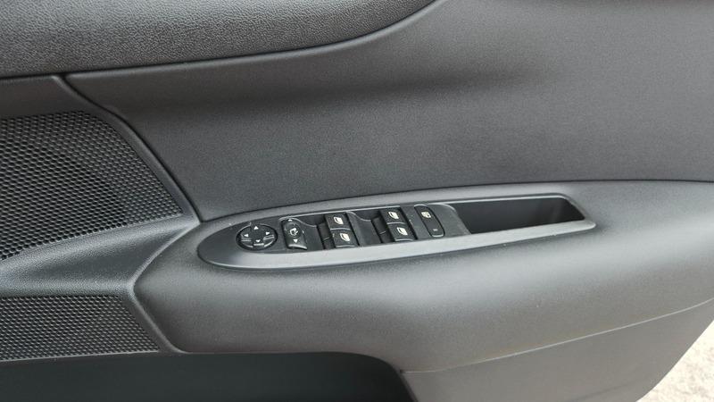 2011 Citroen C4 image 43
