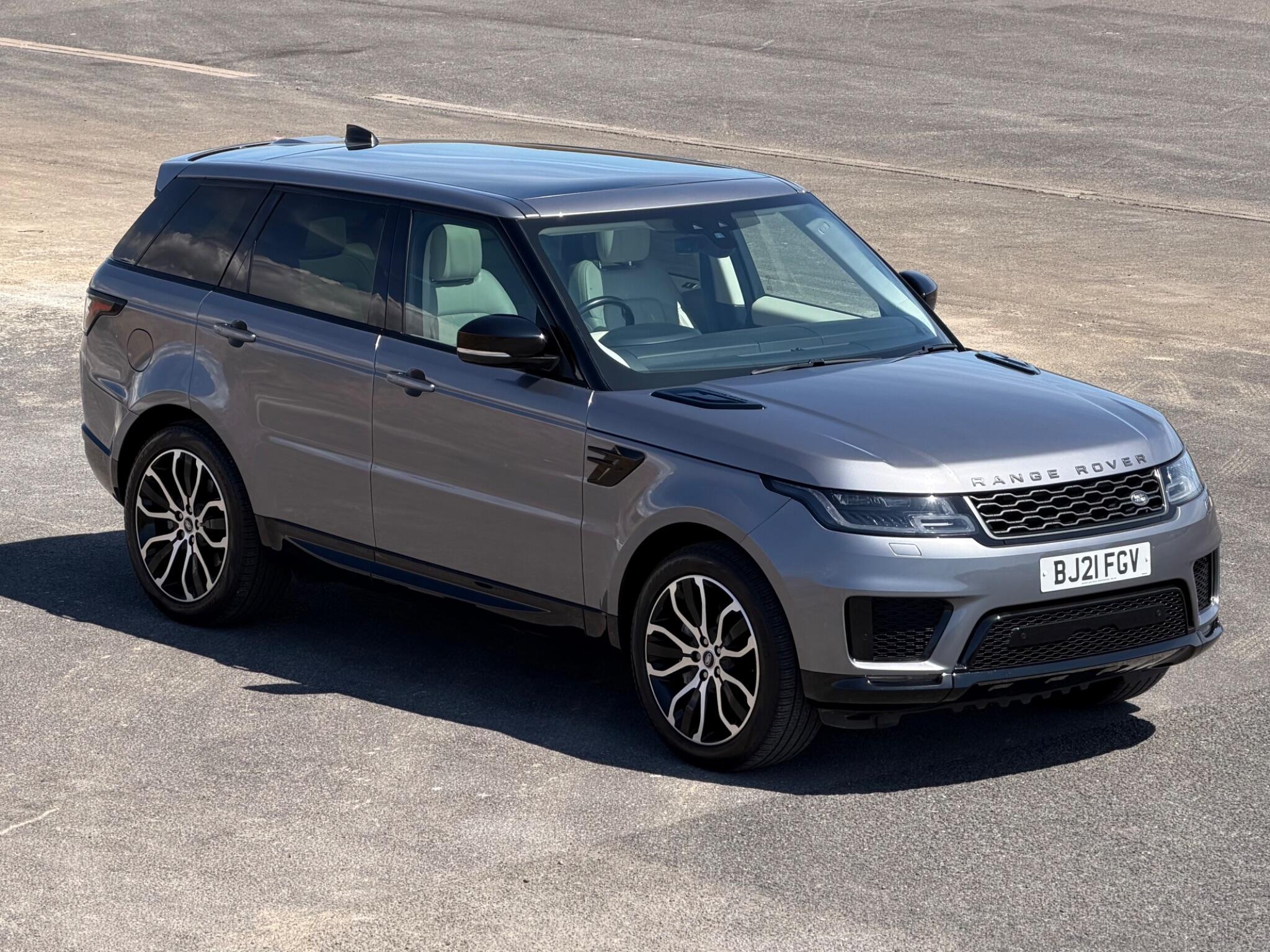 Land Rover Range Rover Sport view 30