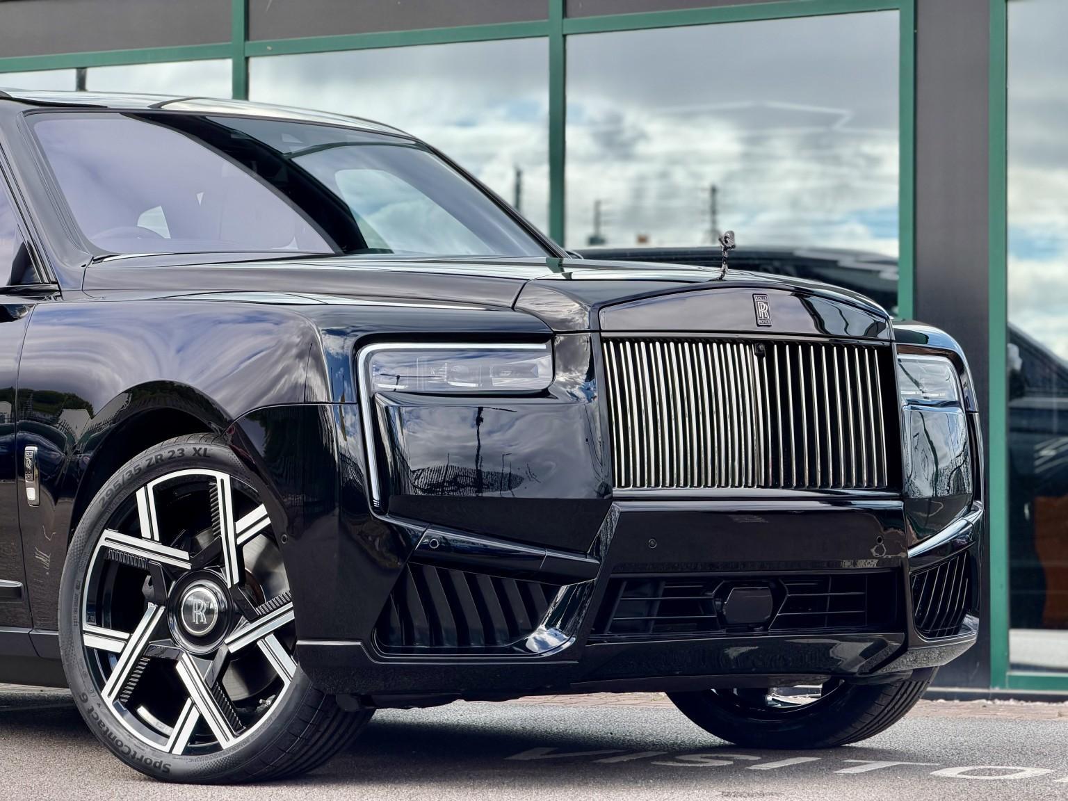 Rolls-Royce Cullinan view 10
