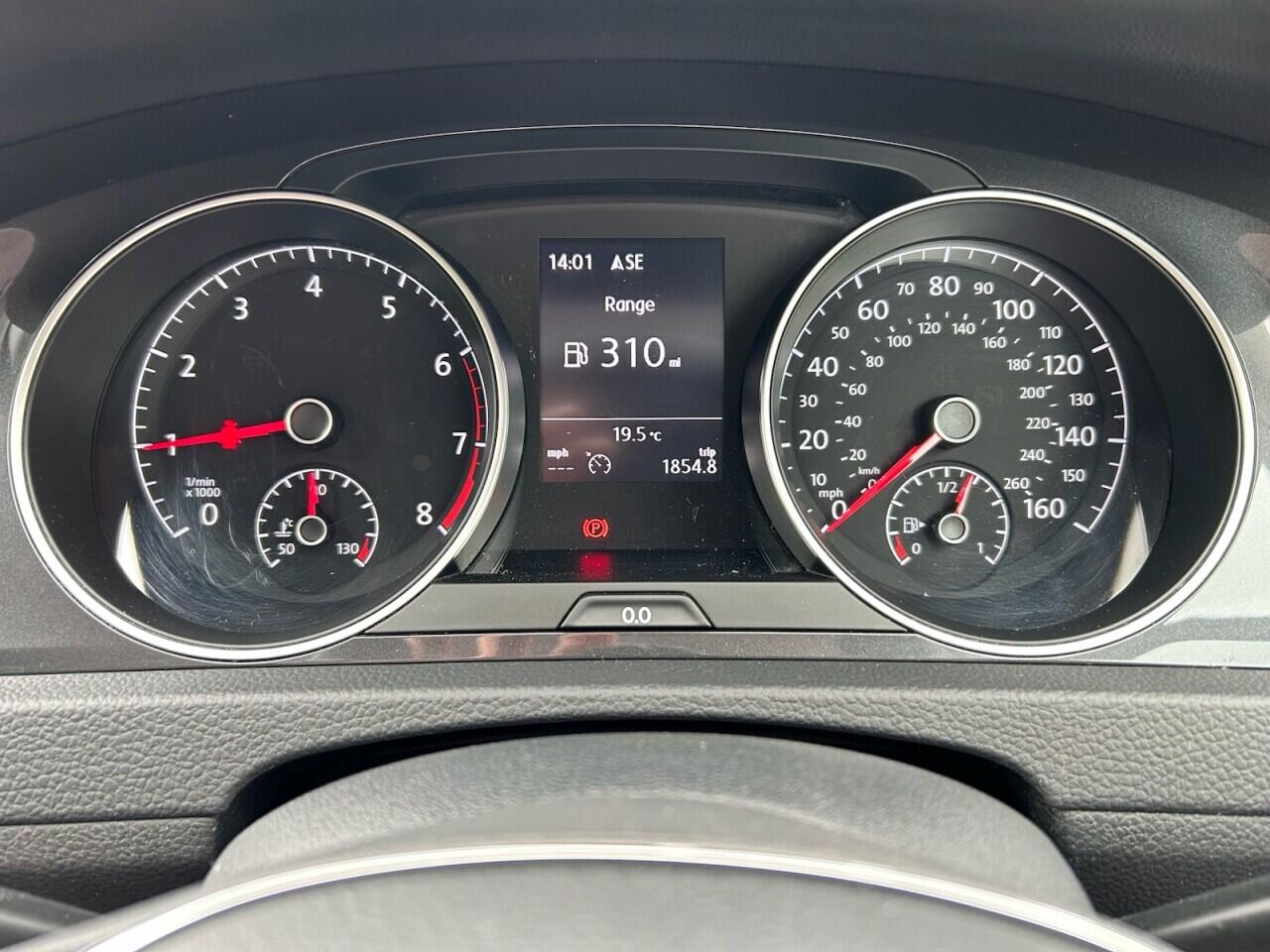 Volkswagen Golf view 29