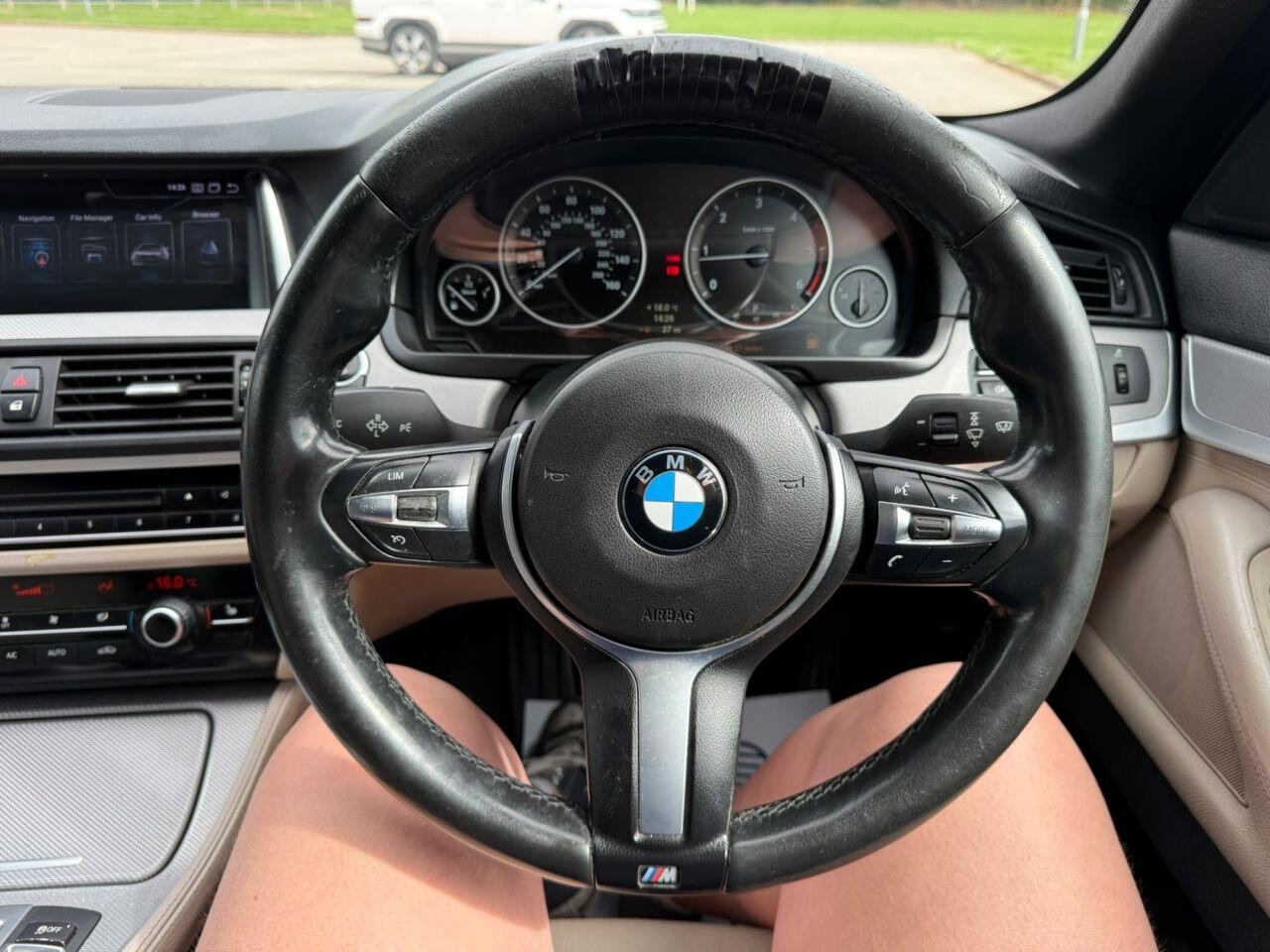BMW 5 Series view 30