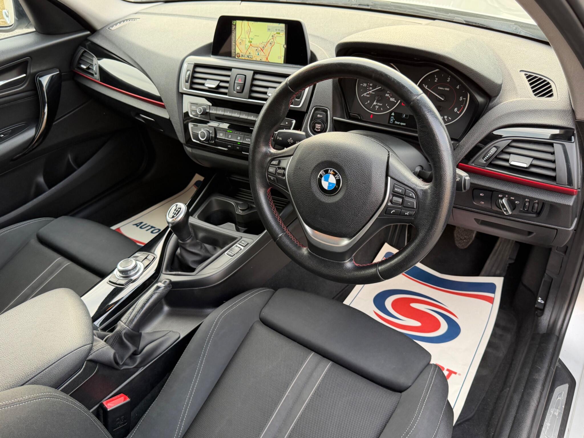 BMW 1 Series view 34