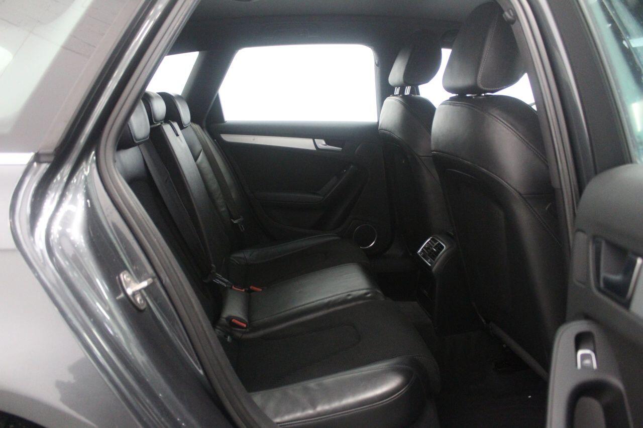 Audi A4 view 57