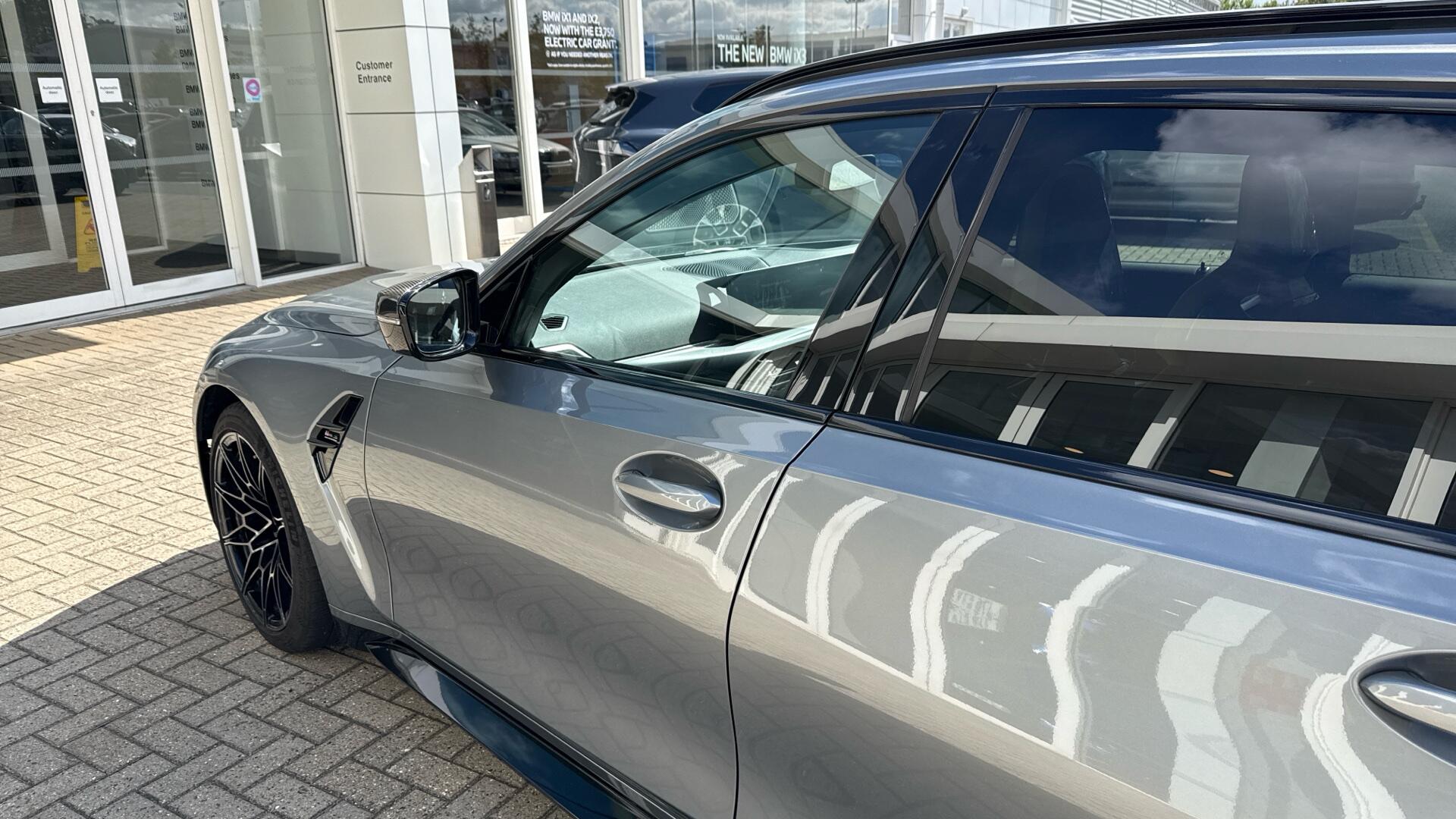 BMW M3 view 24