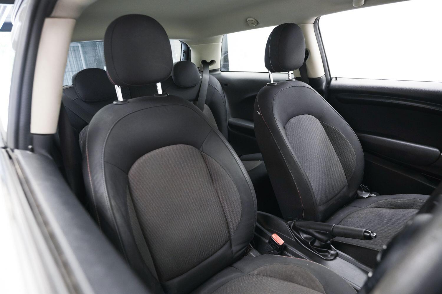 Mini Cooper view 11
