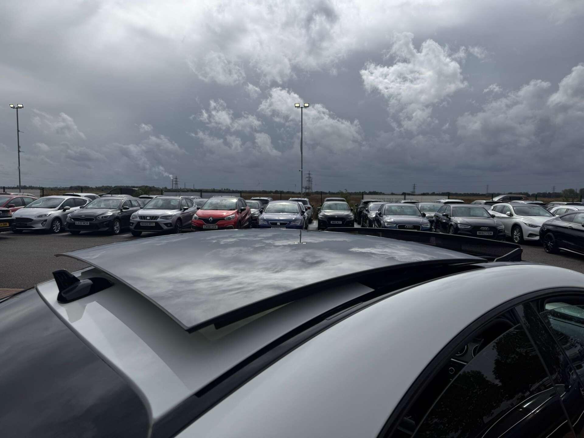 Mercedes-Benz Cla view 6
