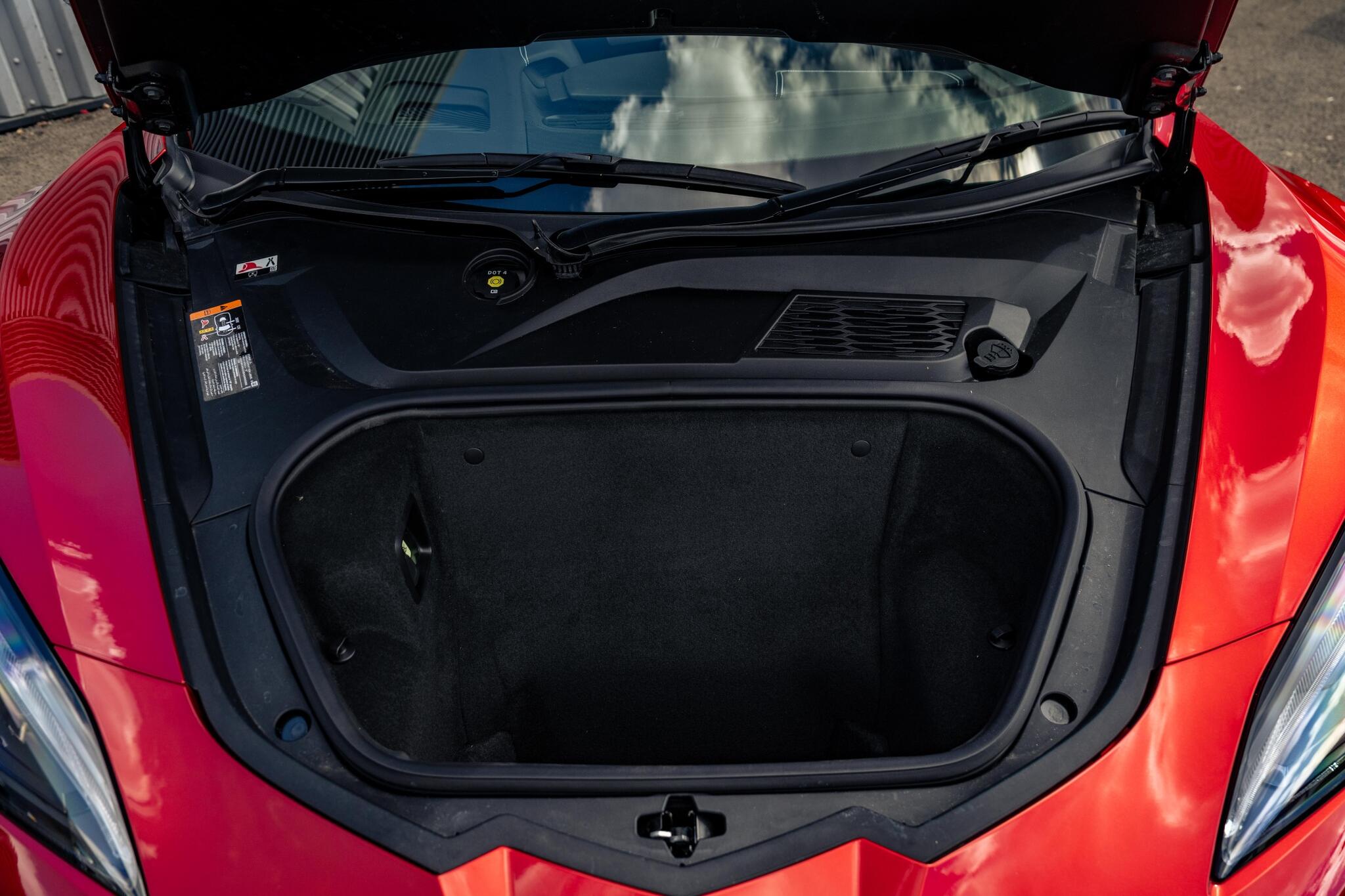 Chevrolet Corvette view 25