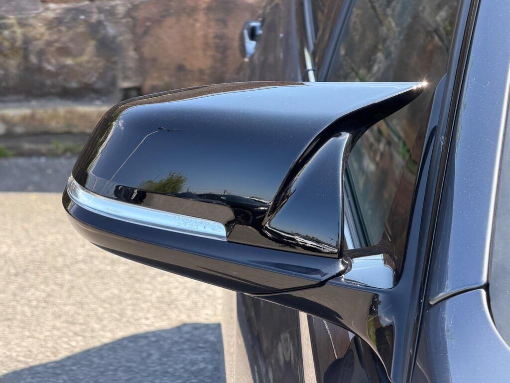 BMW 3 Series view 9