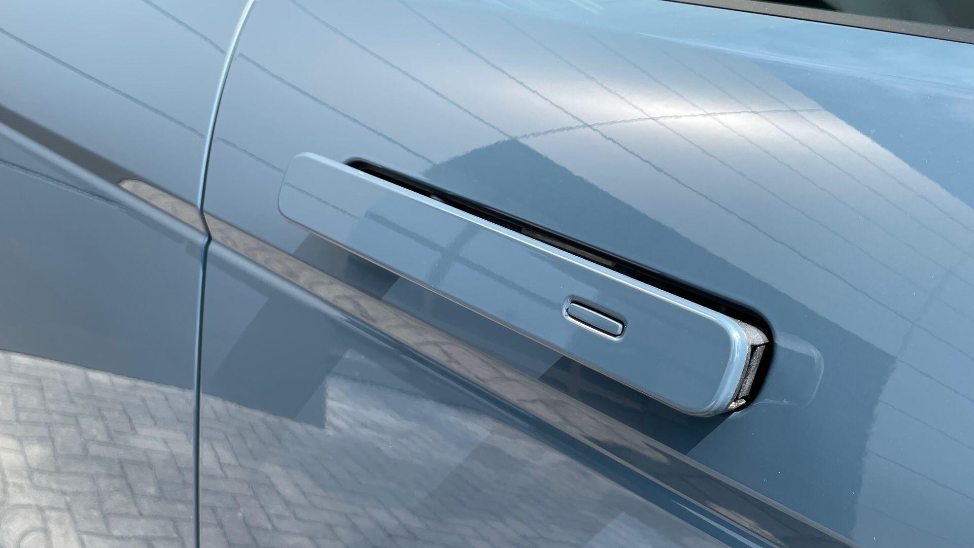 Land Rover Range Rover Evoque view 34