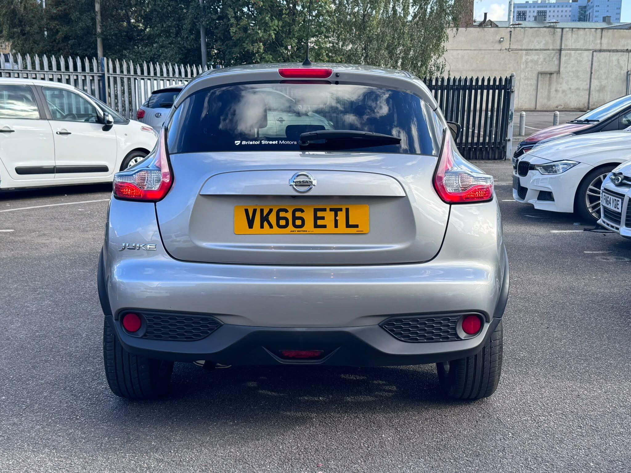 Nissan Juke view 11
