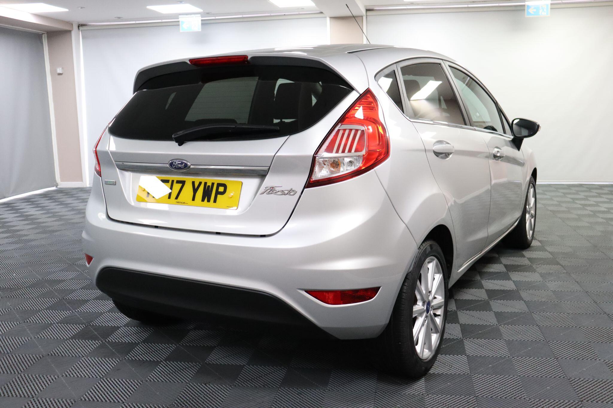 Ford Fiesta view 11