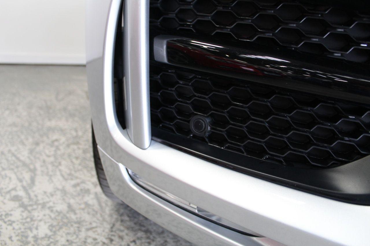 Jaguar F-Pace view 16