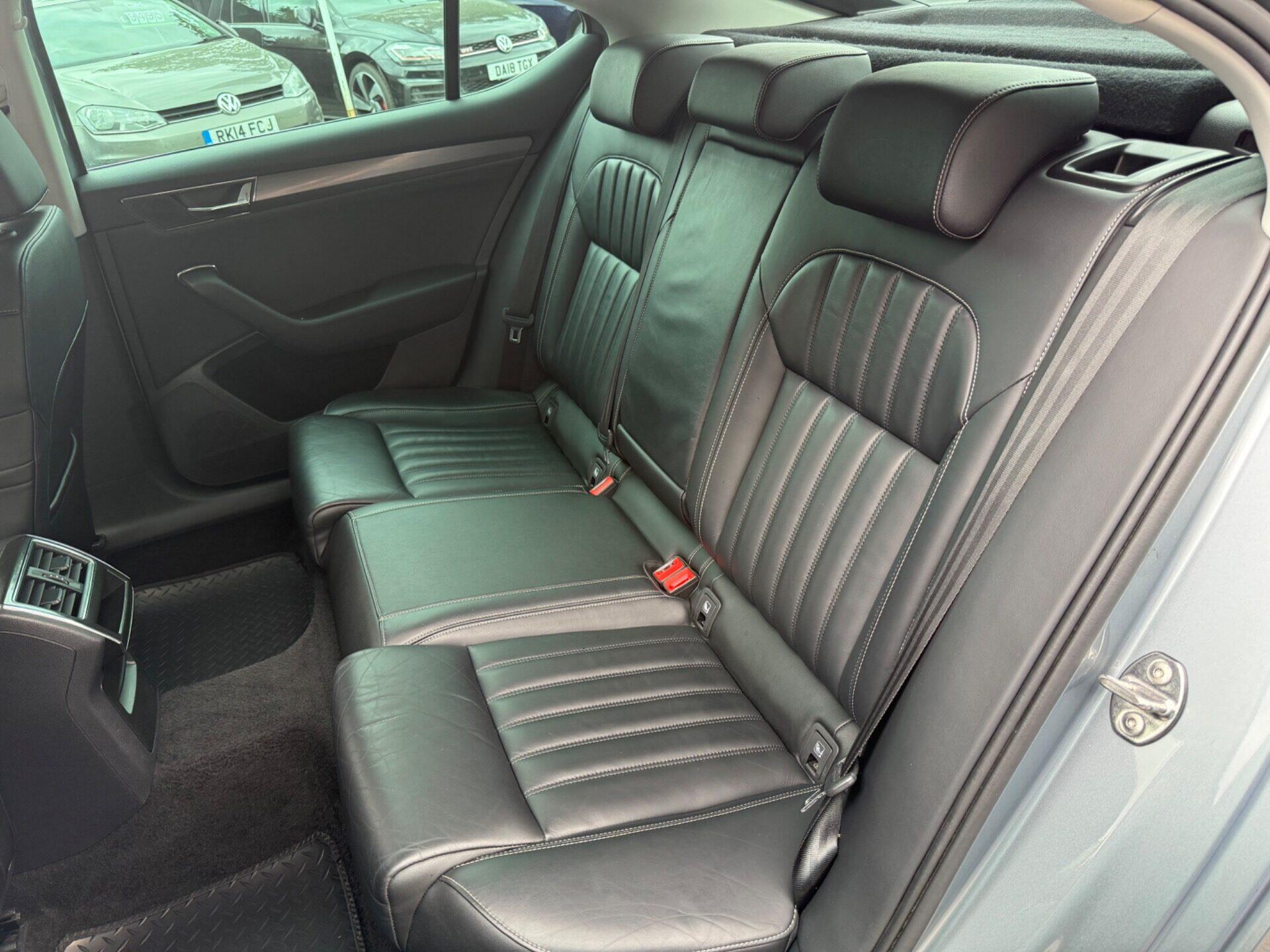 Skoda Superb view 30