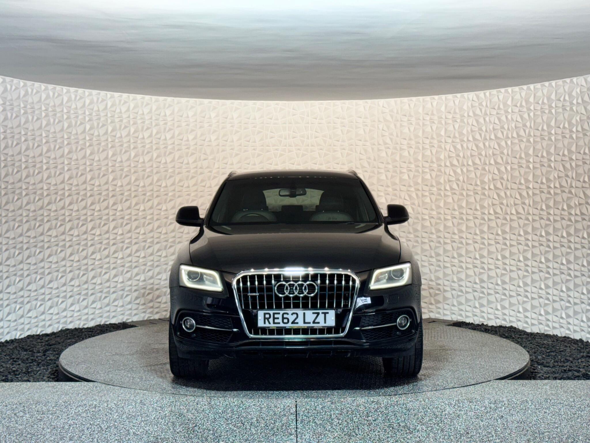 Audi Q5 view 4