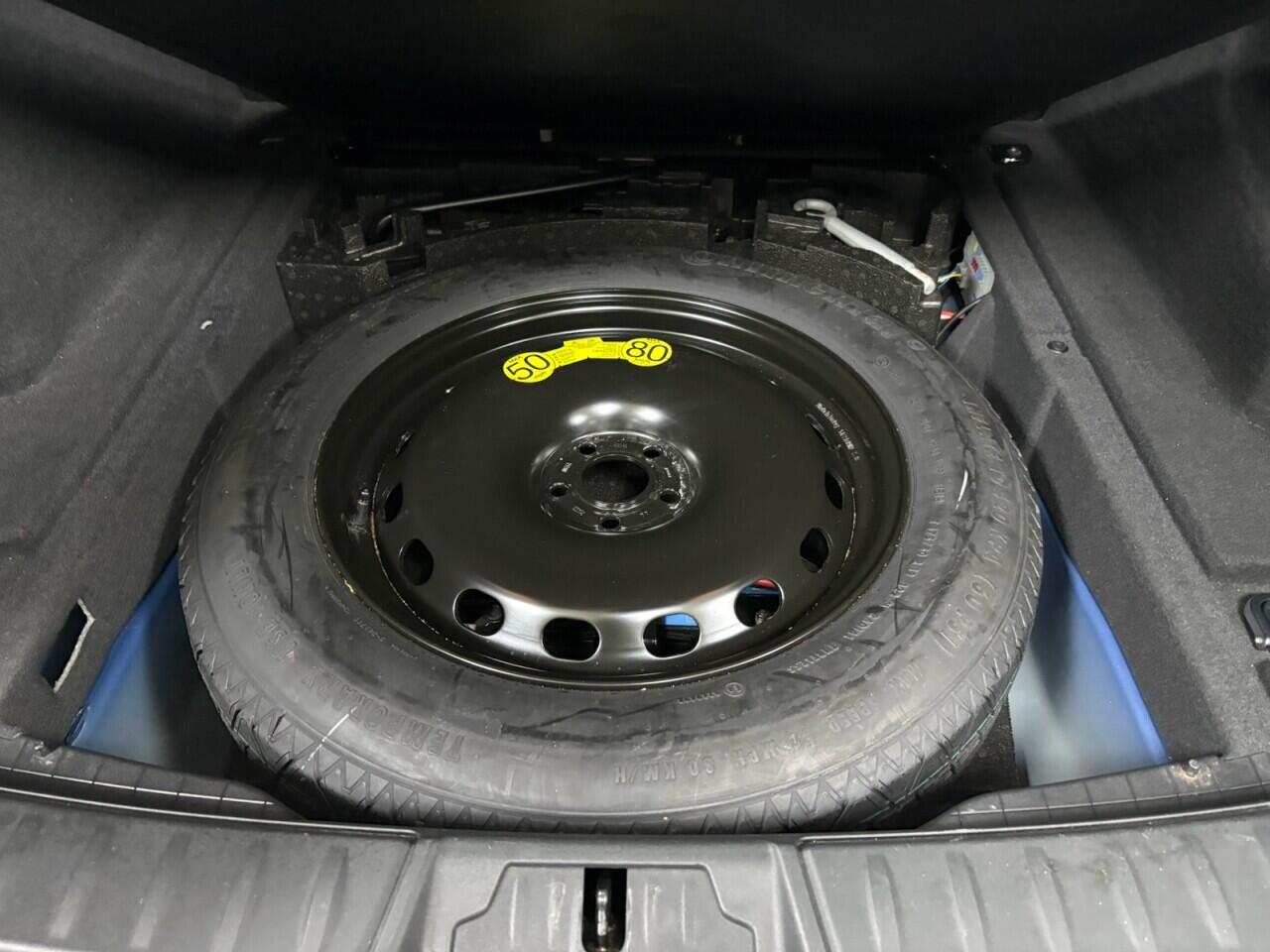 Jaguar F-Pace view 24