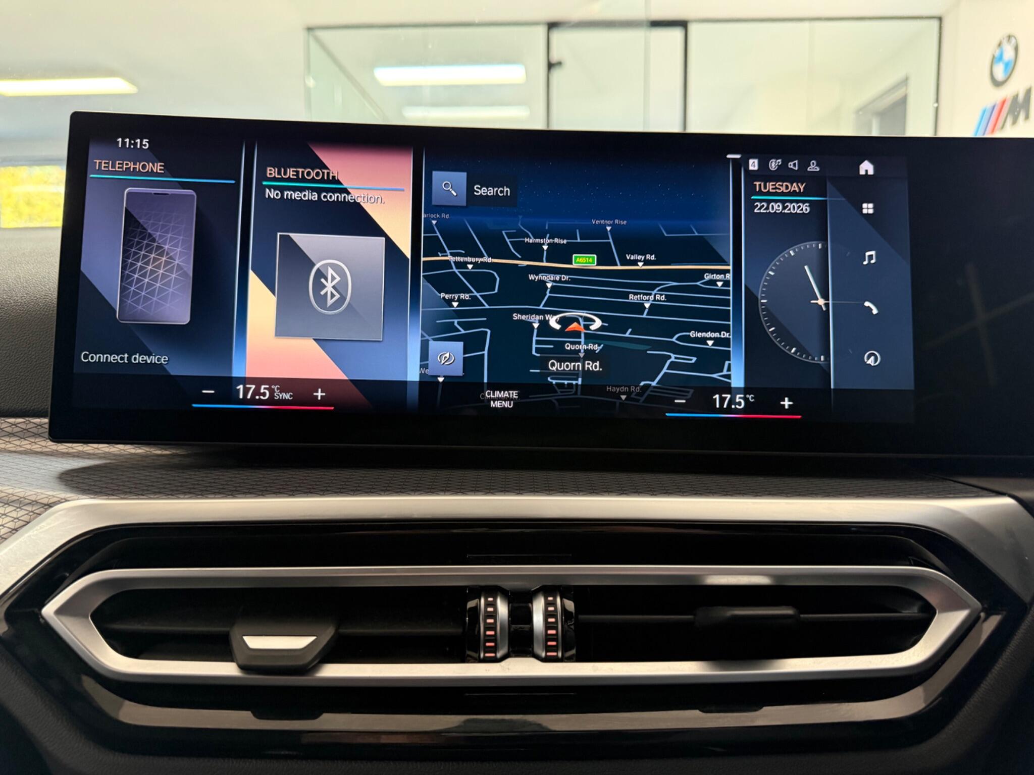 BMW 3 Series view 14
