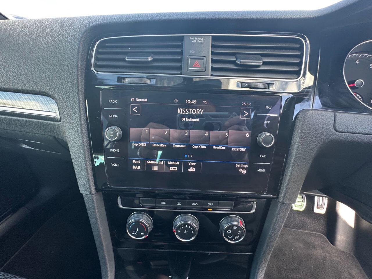 Volkswagen Golf view 49