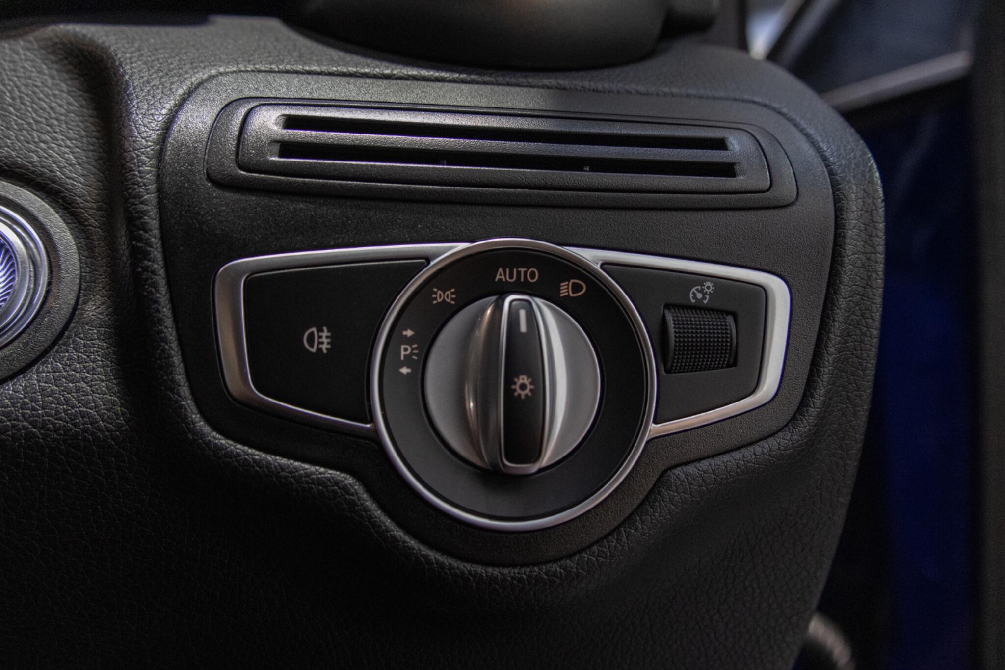 Mercedes-Benz GLC view 42