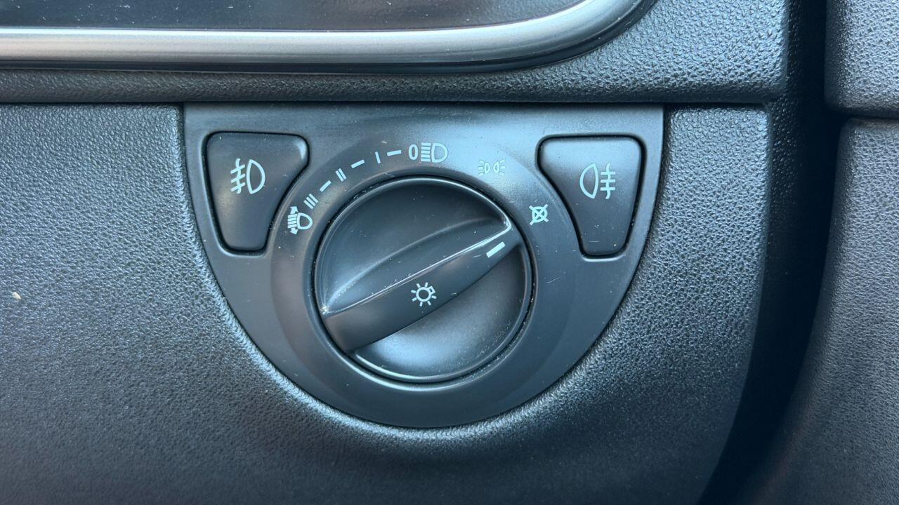 Saab 9-3 view 32