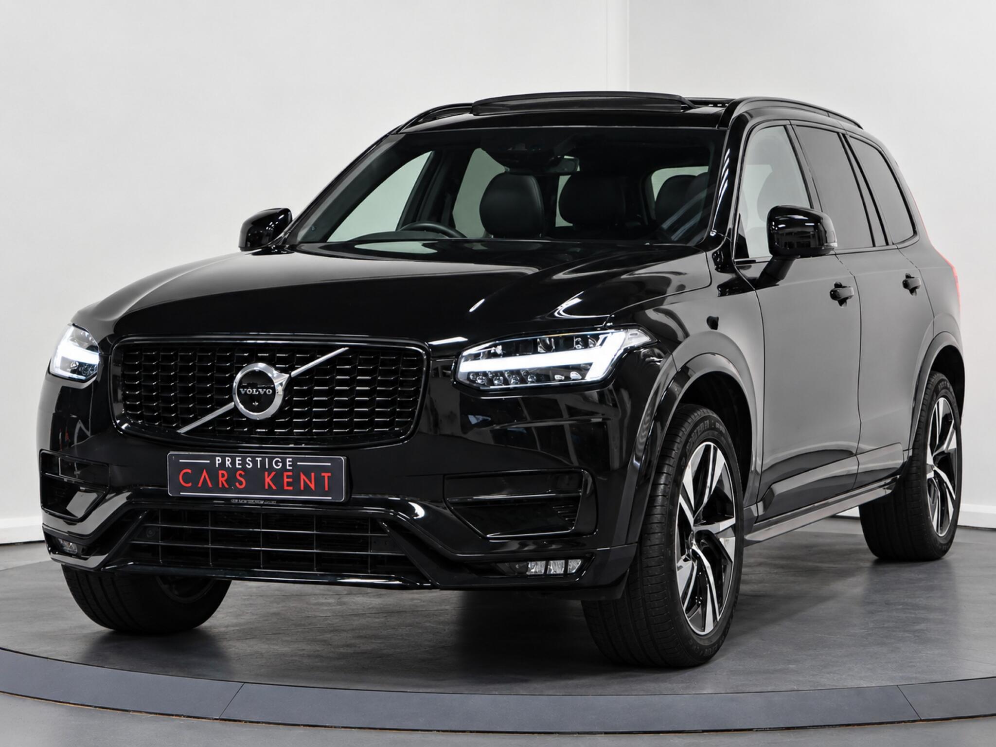 Volvo XC90 view 6
