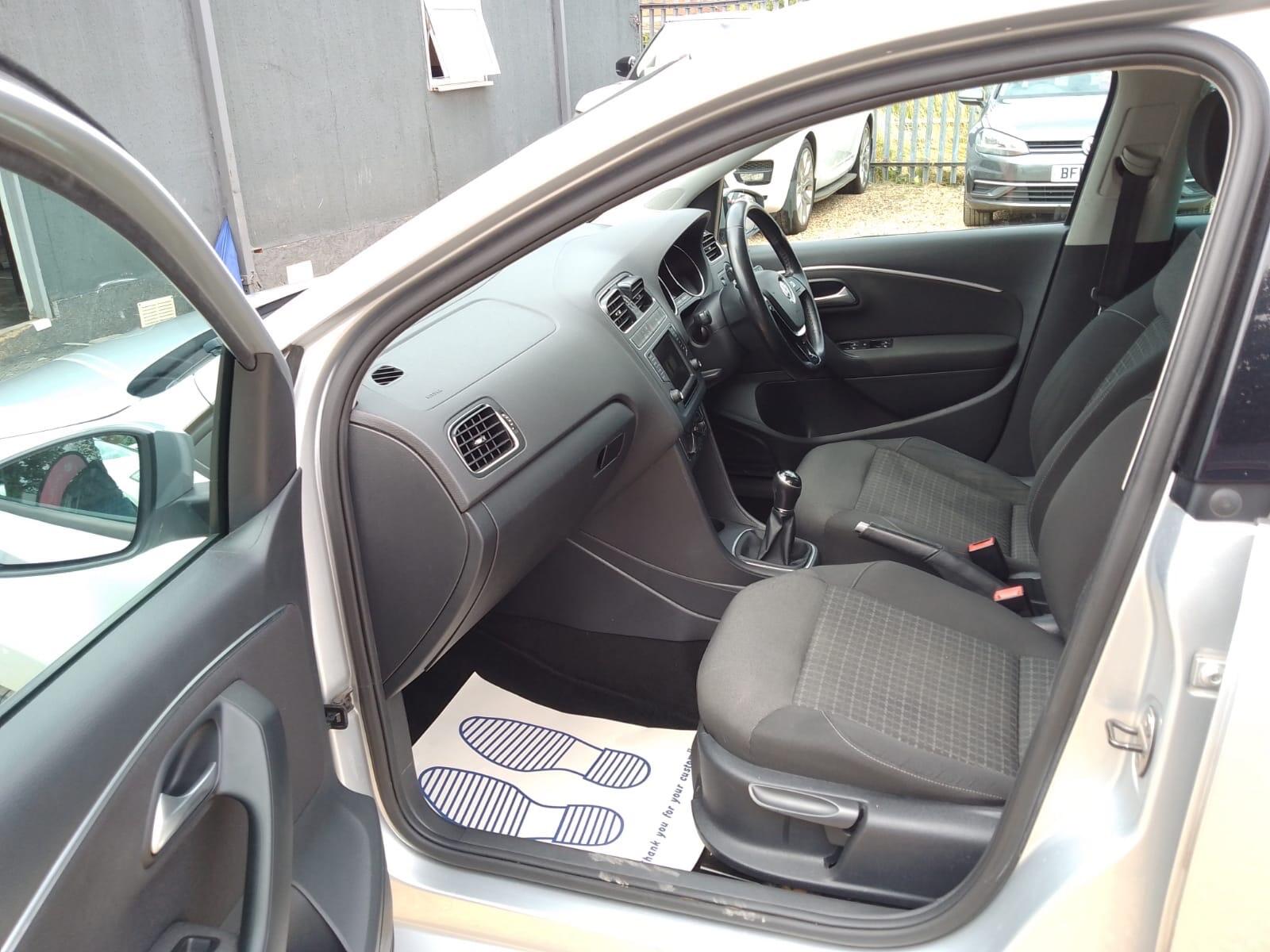 Volkswagen Polo view 49
