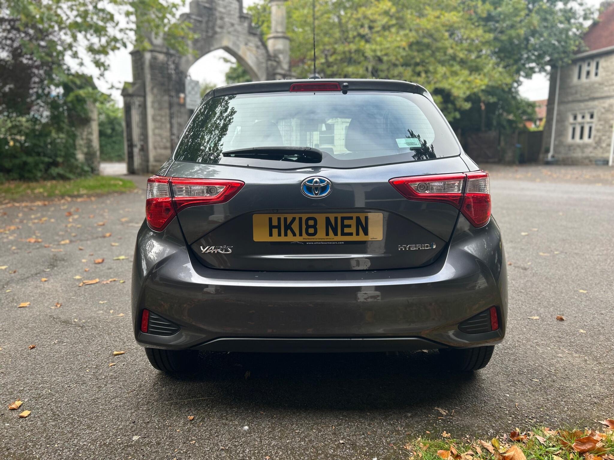 Toyota Yaris view 19