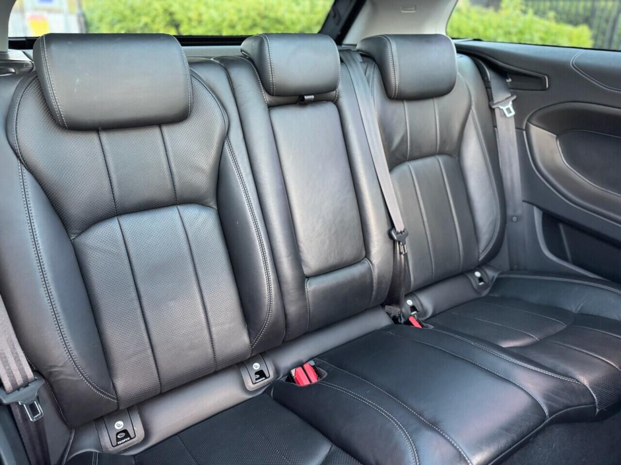 Land Rover Range Rover Evoque view 29