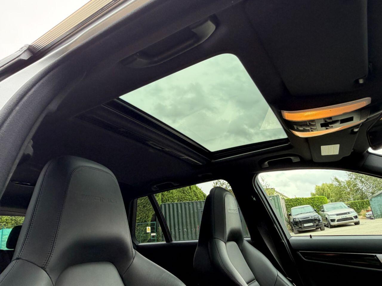 Mercedes-Benz C Class view 49