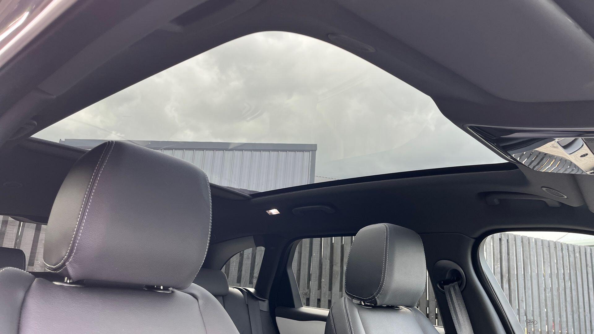Land Rover Range Rover Velar view 28